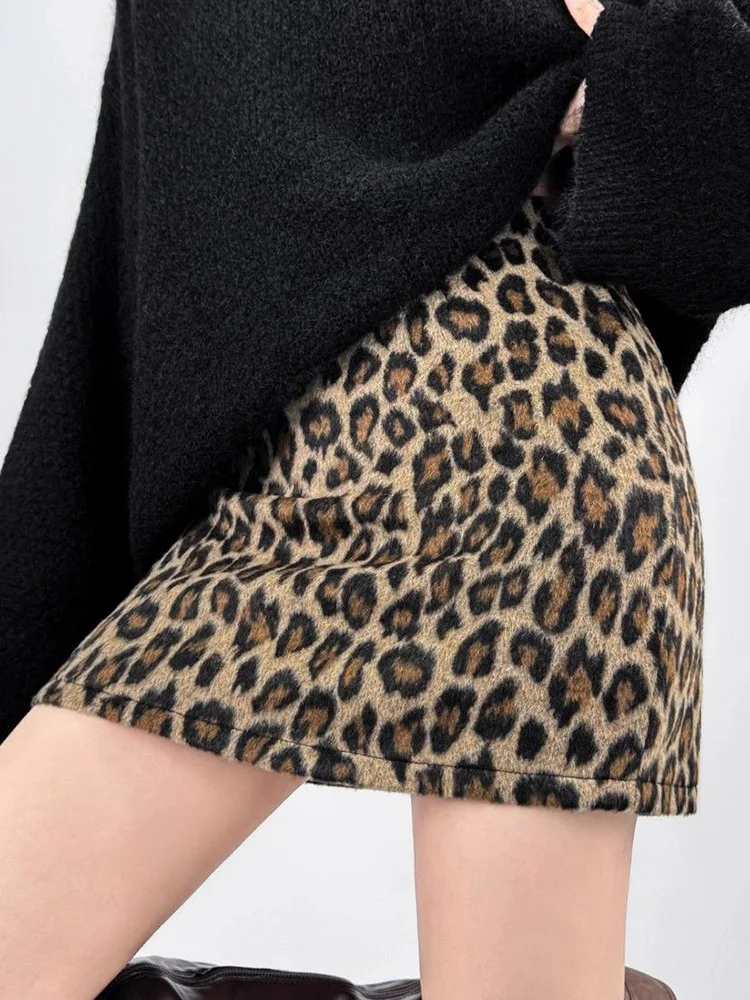 Leopard Vintage Y2K Skirt Women Sexy Slim Faux Woolen Mini Skirts American Retro Harajuku Streetwear High Waist Hip Hop Skirt
