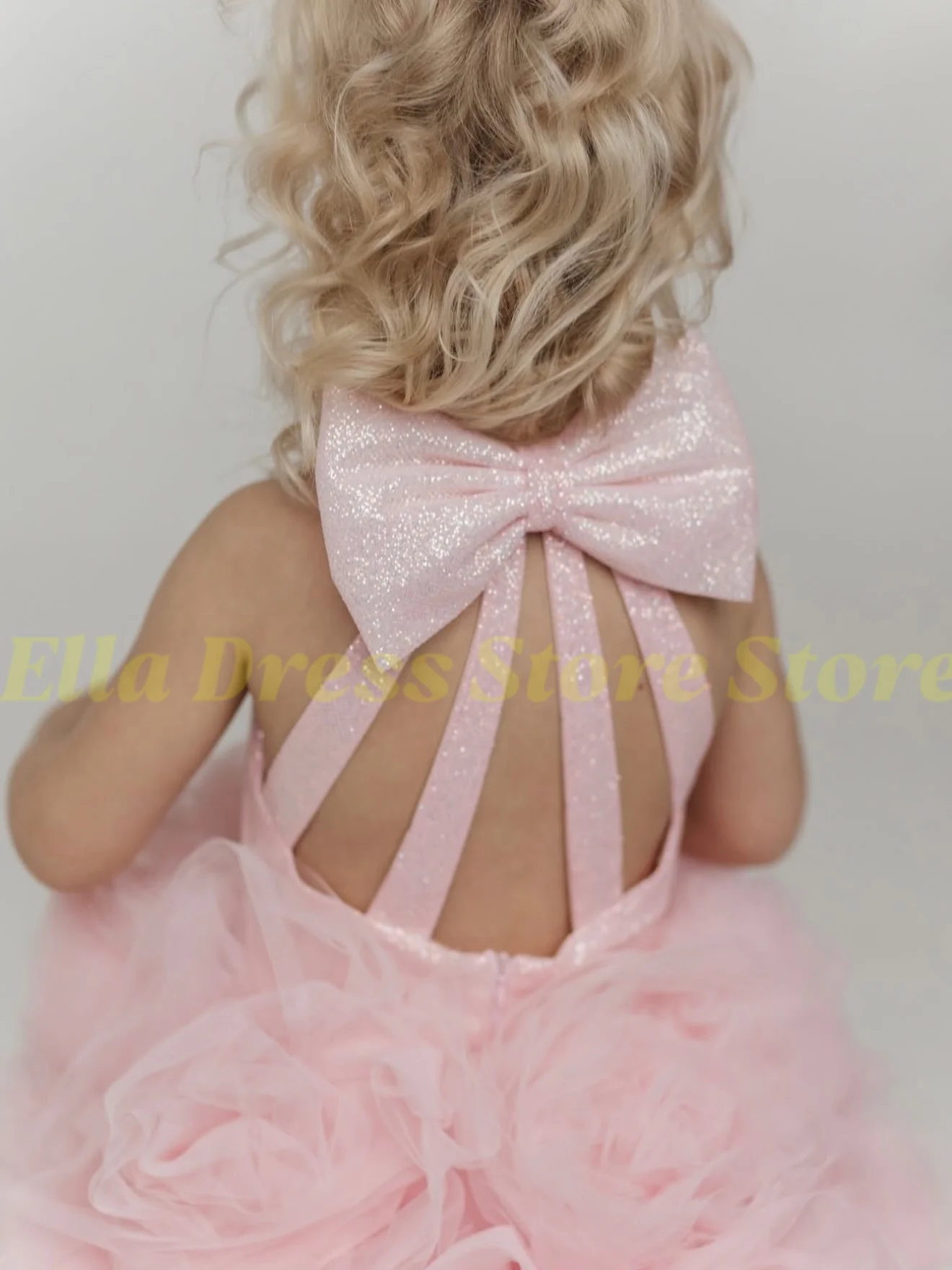 Maßgefertigtes Großhandels-Luxuskleid für Blumenmädchen, Hochzeit, Festzug, Rosa Glänzendes 3D-Rosen-Tüllkleid für Geburtstag, Gast, Formelle Laufsteg-Show, Ballkleid – Detail 4