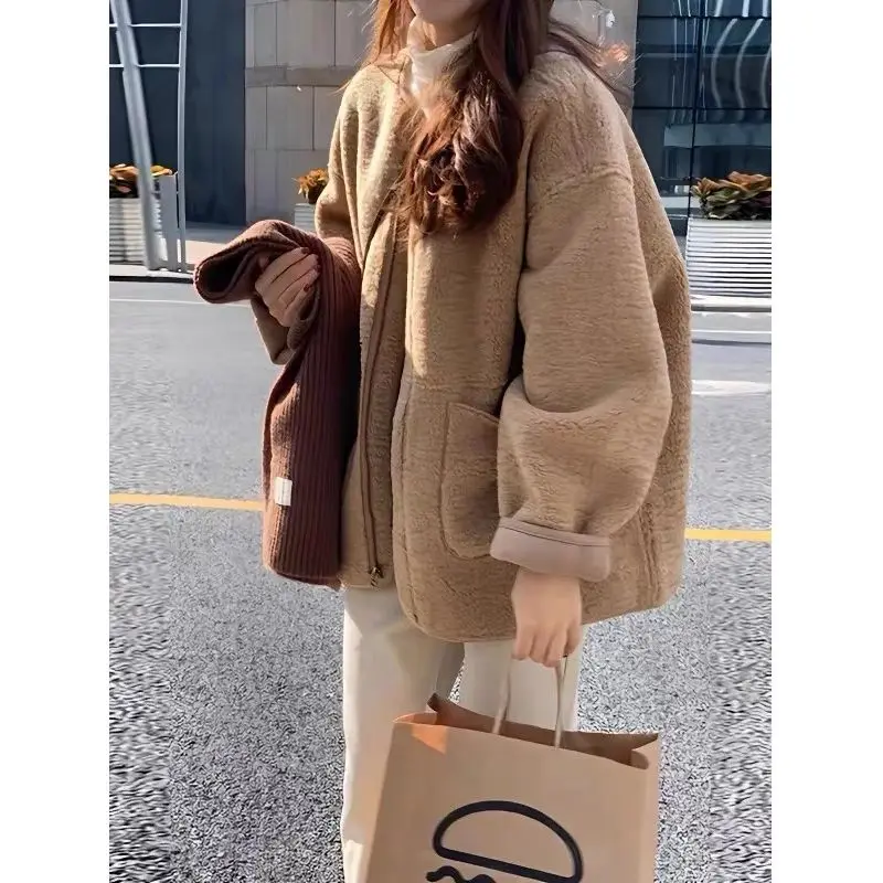 

Lamb Fur Jaet Women's Autumn Winter Thiened Loose Fit Faionable Casual Sle Inteated Leather And Fur Cotton Coat