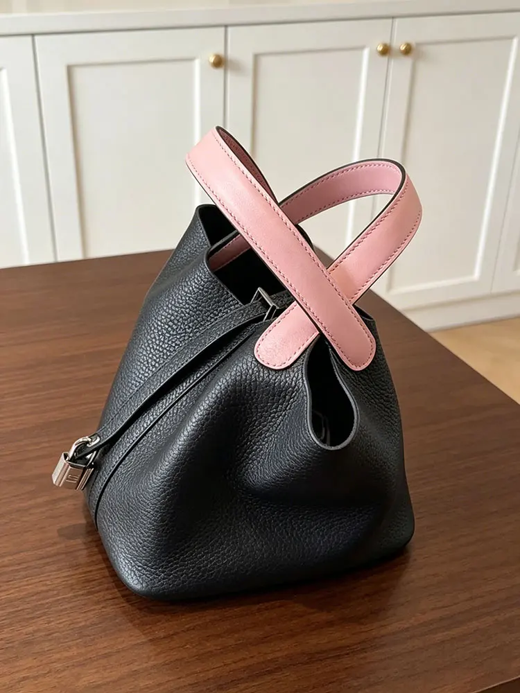 

Commute Bucket Bag Women's Handbag Soft Handle Korean Style Contrast Color Black And Pink New 2026 Summer Single Shoulder Bag