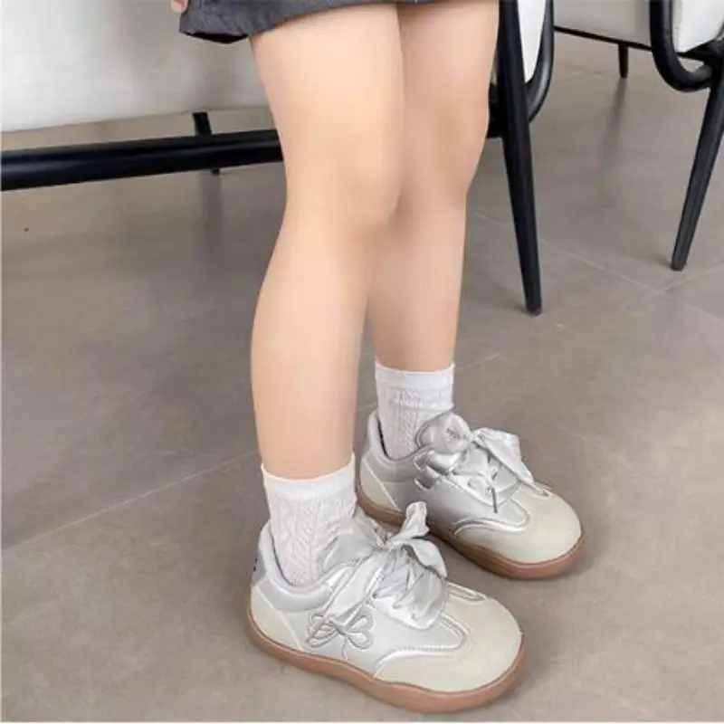 Children's casual shoes for autumn 2024 embroidered bow sports shoes for girls fashionable running shoes for little girls