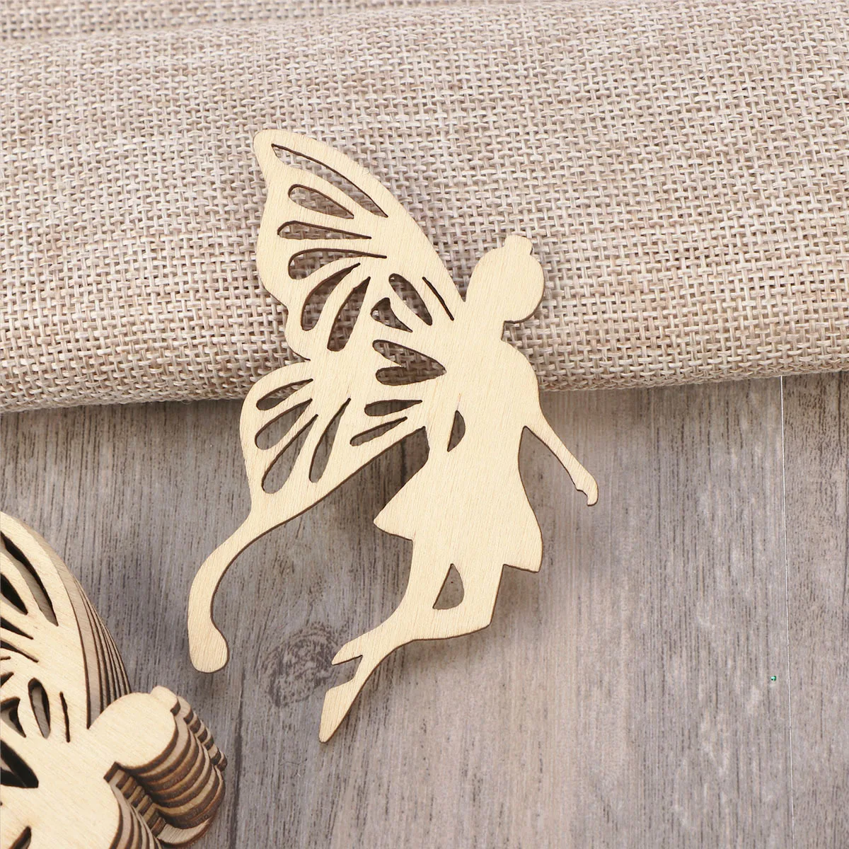 

10Pcs Wooden Fairy Angel Wings Ornaments Smooth Sanded Both Sides Perfect for Painting Staining Glitter Craft Hanging