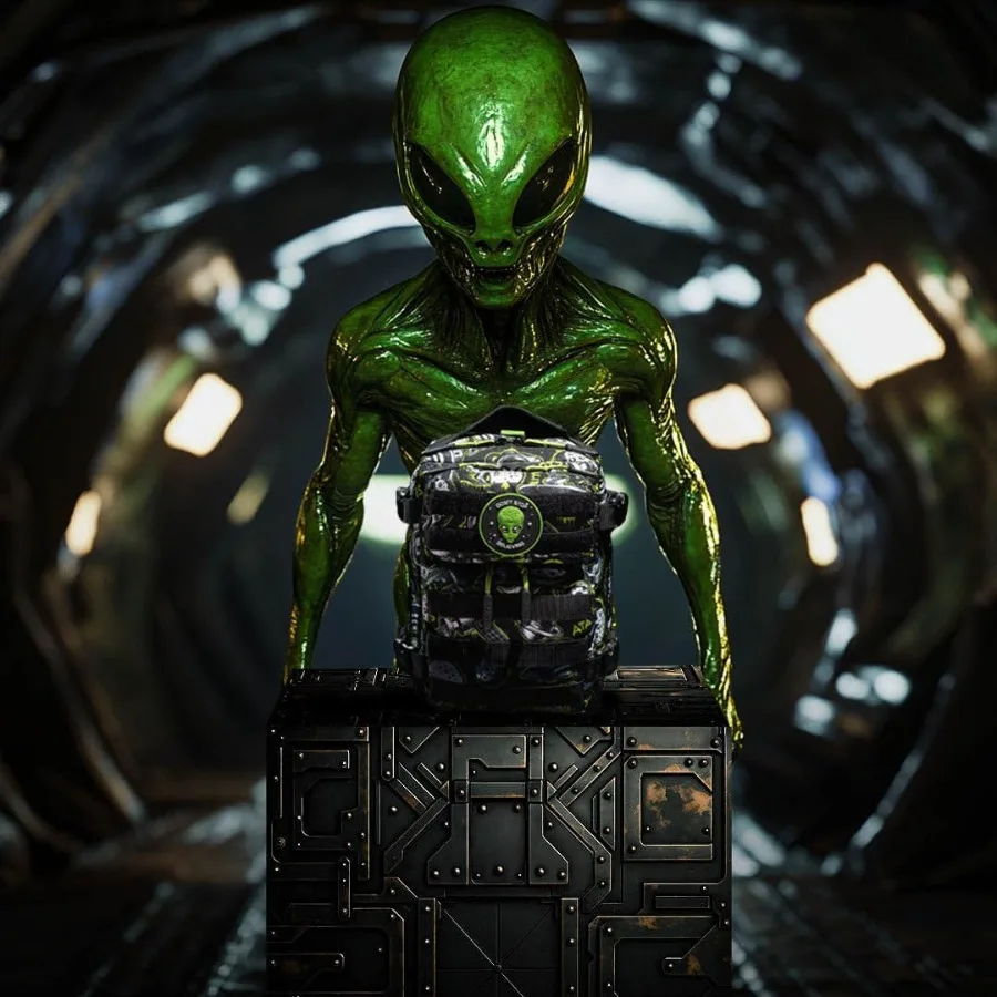 حقيبة ظهر تكتيكية صغيرة من WOLFpak 9L للرجال والنساء حقيبة حمل صغيرة للاستخدام اليومي لصالة الألعاب الرياضية والسفر والمدرسة متينة ومقاومة للماء