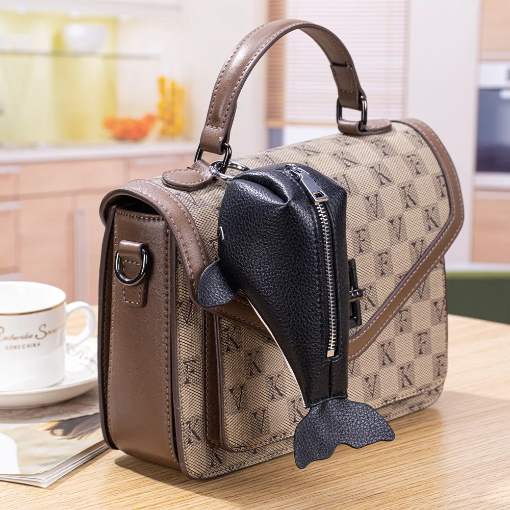Alirattan 2026 New Small Whale Key Bag Universal Portable Creative Key Protection Case Small Bag Pendant Storage Bag