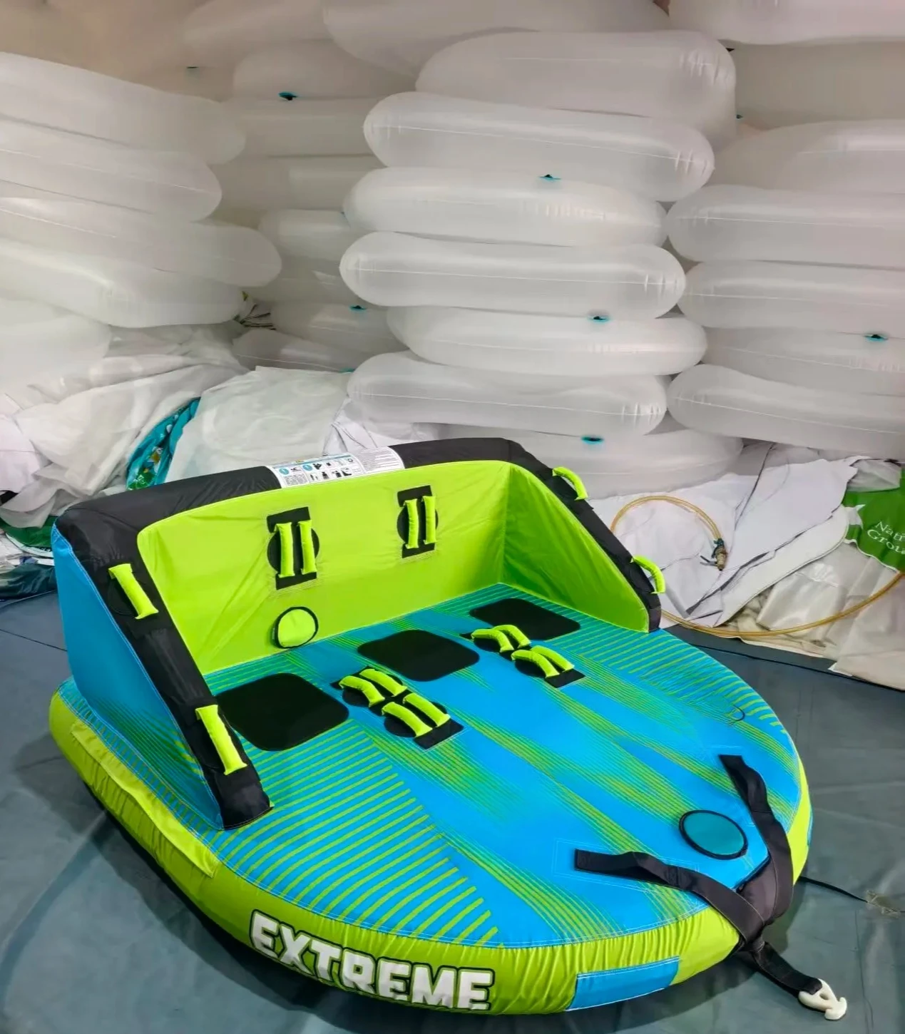 Floating Towable Toys Watersports Inflatable Towing Tube Boat Tube Towable Water Tube Ride Inflatable