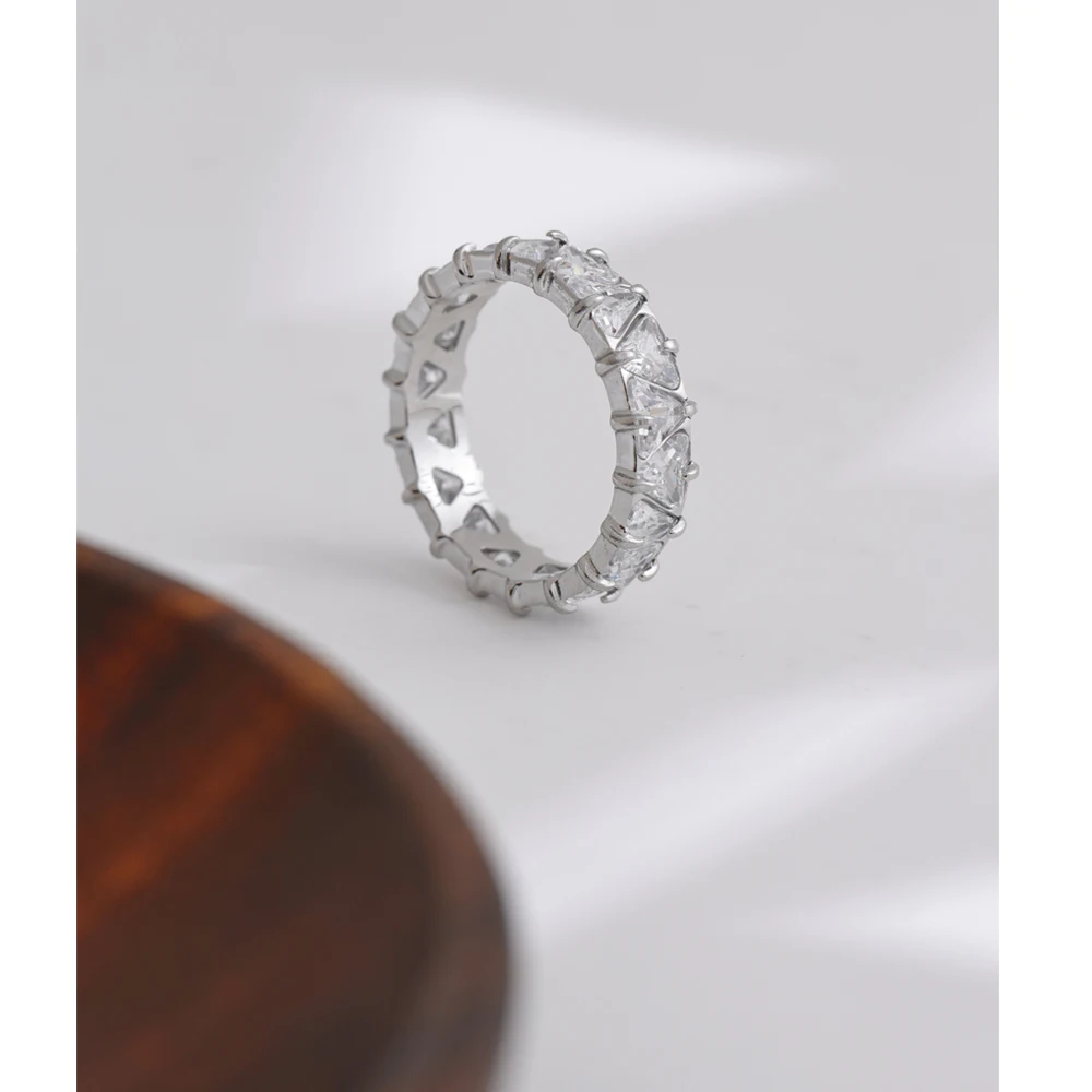 NiNice Ring Women Stainless Steel Wedding Ring Luxurious Heart-Shaped Zirconia High Grade Jewelry Gift Fashionable Temperament