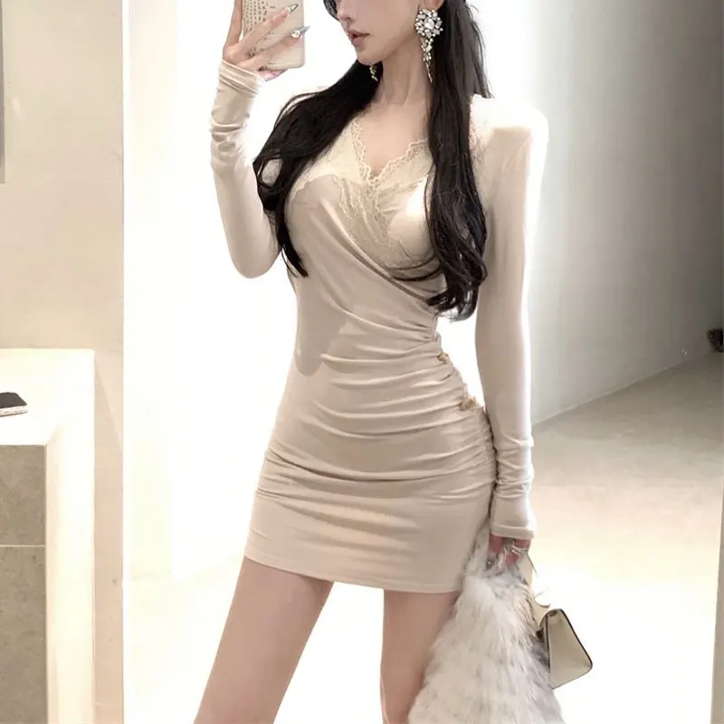 

Spring Autumn V-Neck Waist Mini Dress Stylish Lace Spliced Female Clothing Solid Color Slim Long Sleeve Aura Bag Hip Dresses New