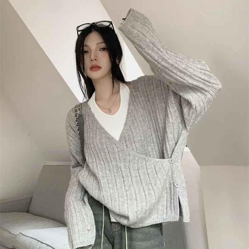 Pullovers Women Gentle V-neck Korean Irregular Buttons  Design Baggy Ulzzang Vibe Leisure Chic Sweet Autumn Knitting OOTD