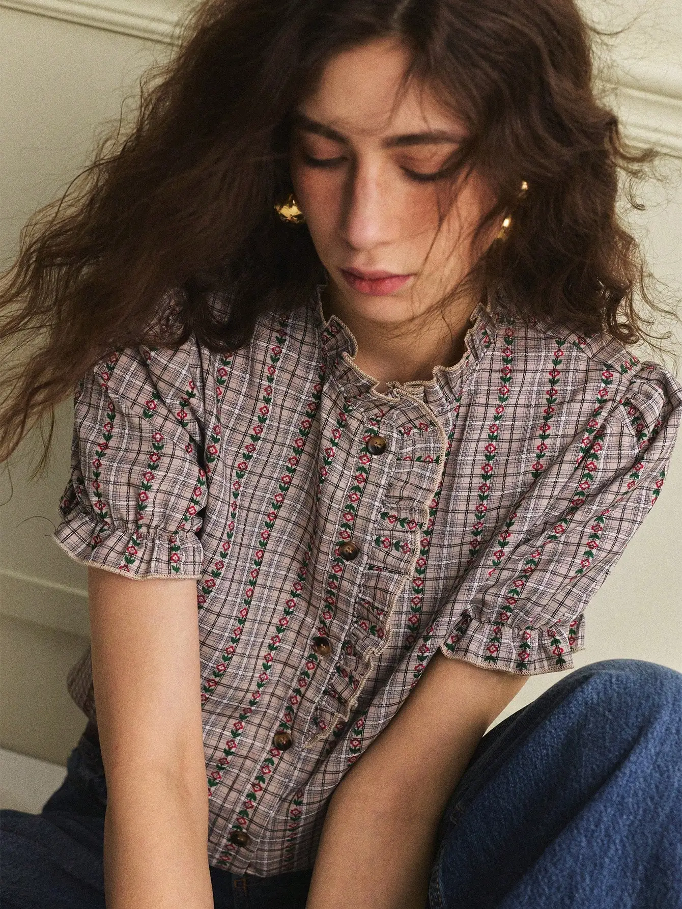 

Elegant Ruffle Collar Short Sleeve Plaid Blouse With Embroidery Women Casual Button Up Shirt