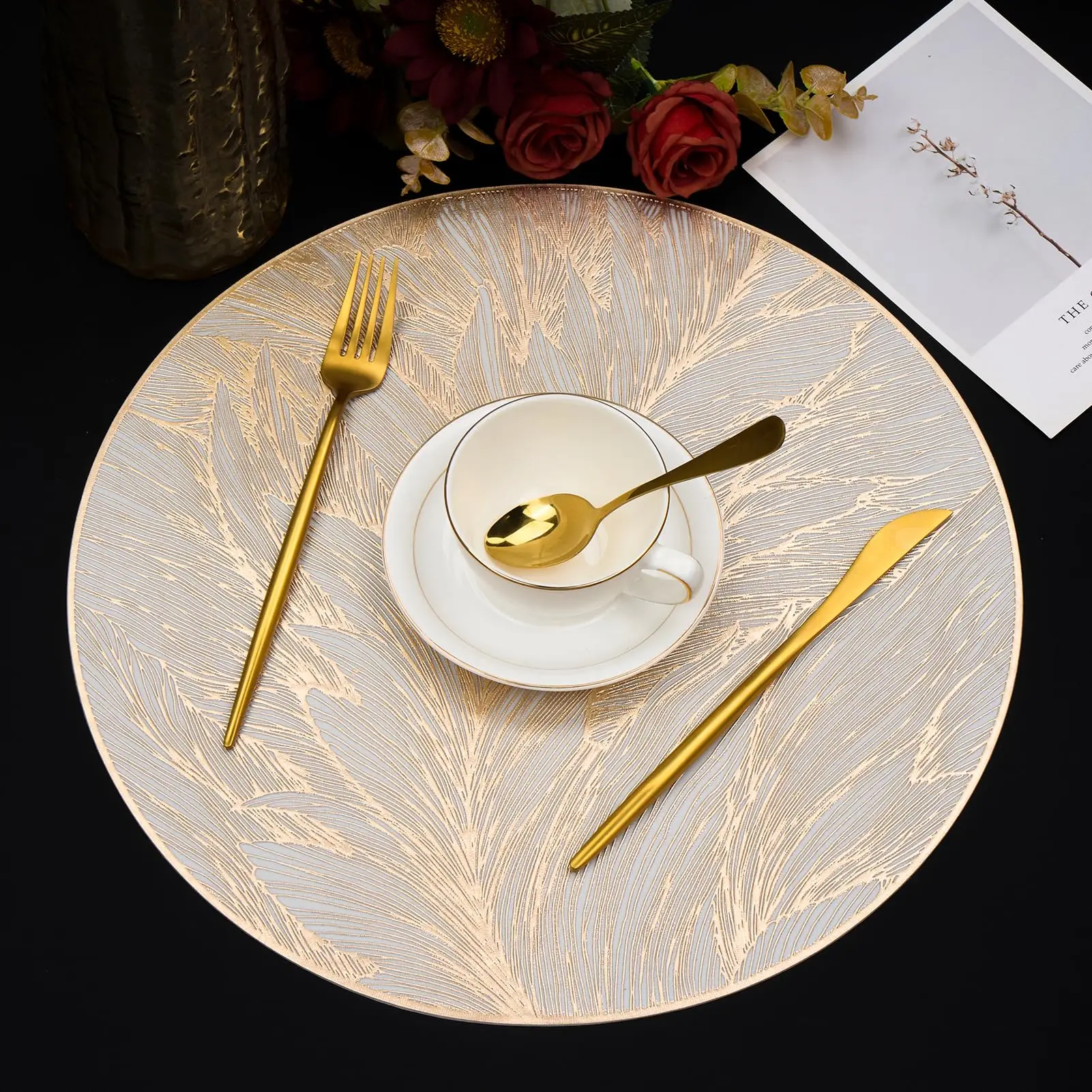 Gold Feather Round Placemats 3