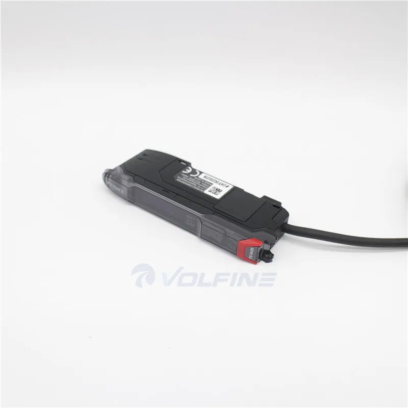 Original new PNP cable type digital optical fiber amplifier sensor FS-N43N