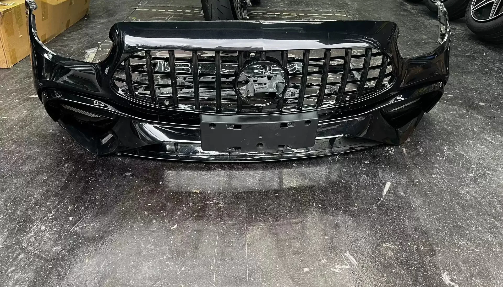 

Car Front bumper surrounded Body kit front radiator grille for Mercedes-Benz AMG 2022