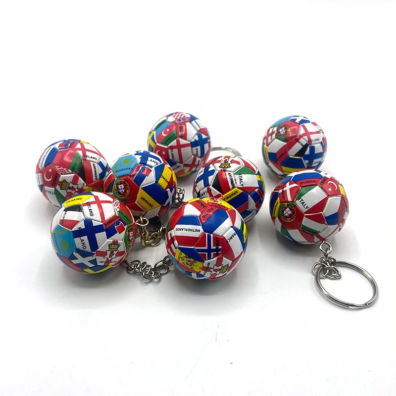 60 pcs New World Flag Football Keychain Country Soccer Club Fans Keyring Car Key Chains Souvenir Bag Pendant Accessories Gifts