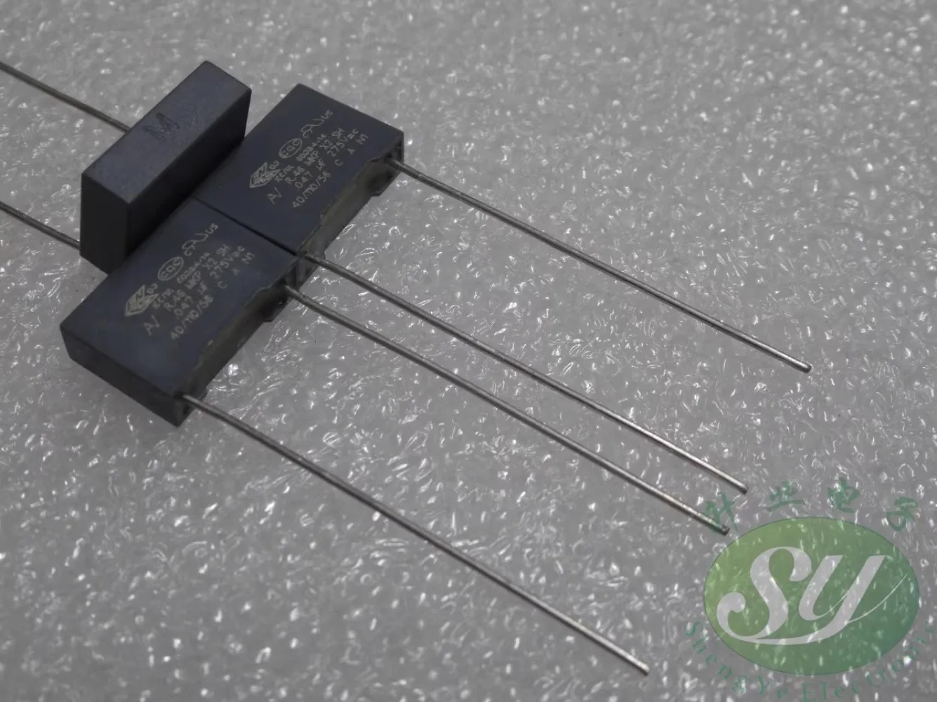 20 Stück AV R46 0,047 uf/275 VAC 47 nf 473 Neuer Folienkondensator 10 mm