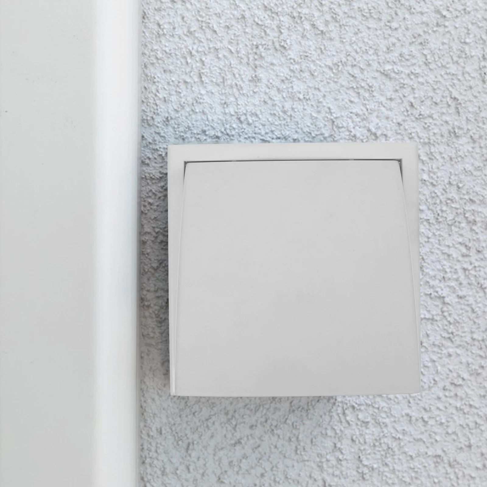 

Plastic Vent Cover 5 Inch Slanted Design for Outside Exhaust Vent Protection Against Wind Rain Suitable for Home Wall
