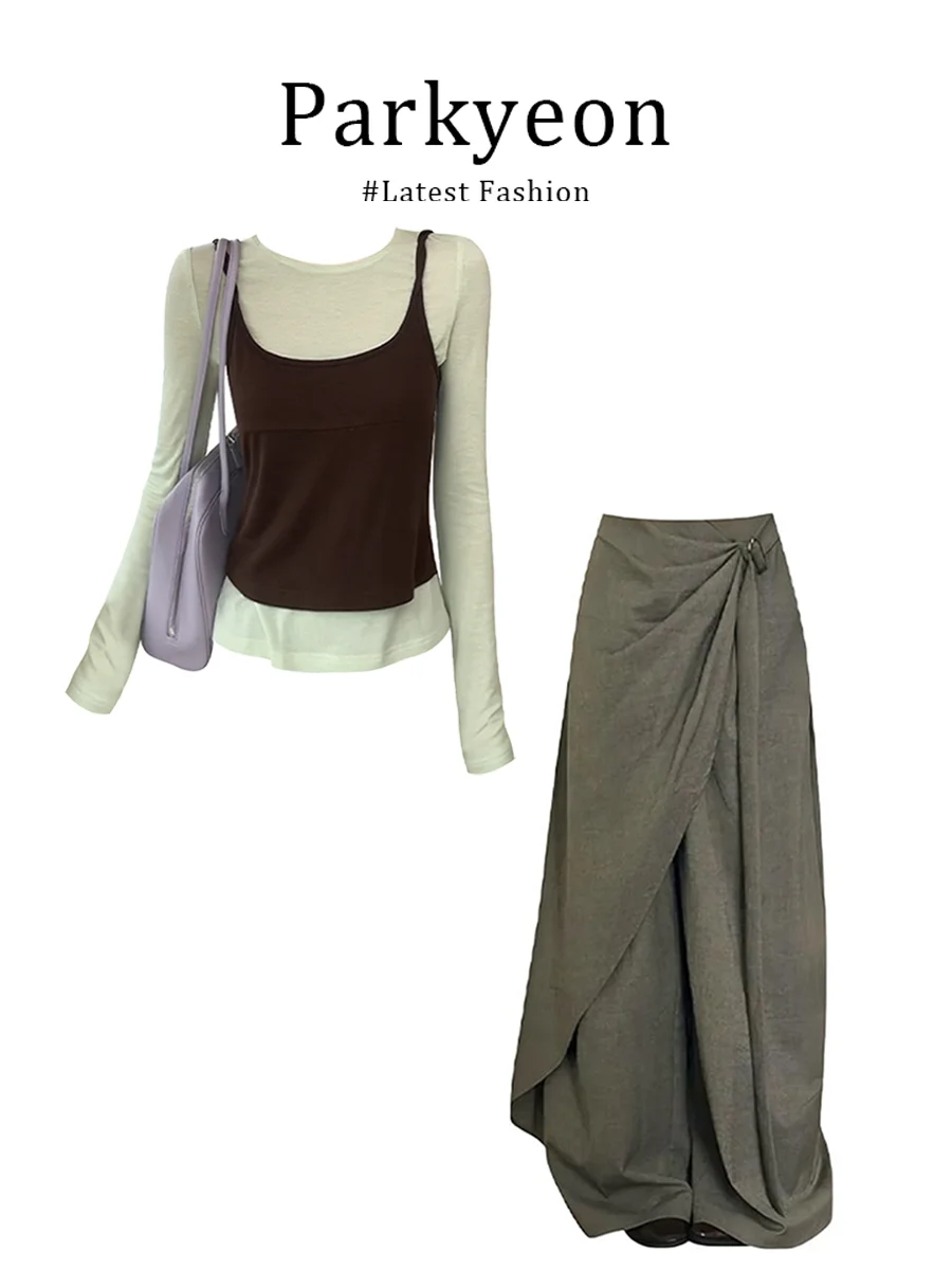 Korean Style Three-Piece Set Parkyeon Hanging Strap Top Skirt Pants Autumn Fashionable Design Sense Long Sleeve round Neck T-...