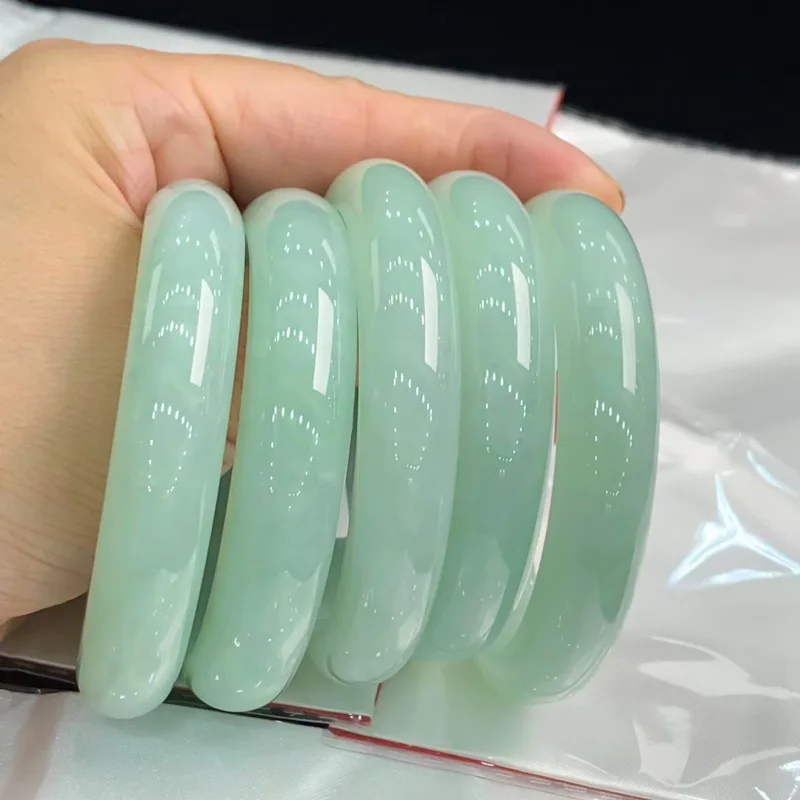 Wholesale Myanmar Mine Timber Bean Jade Bangle Bracelet