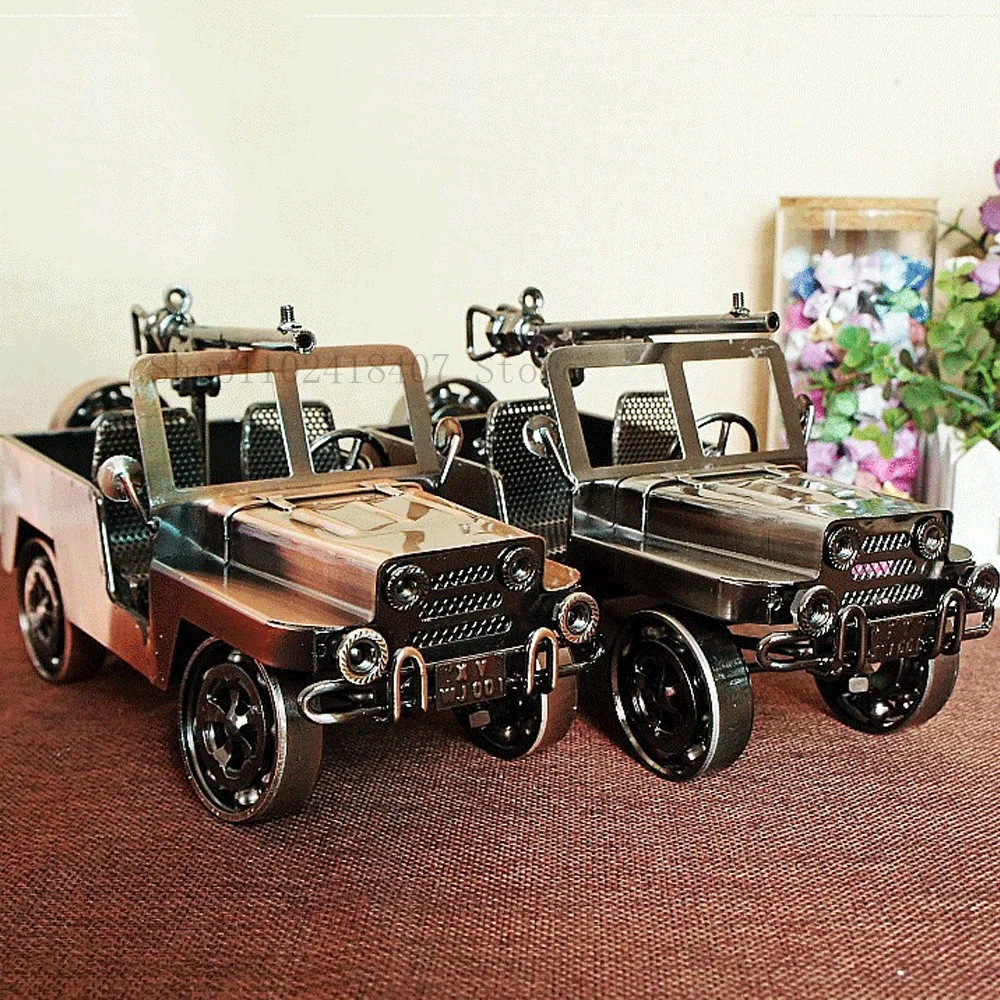 

Domineering Wrought Iron Classic Car Model Decor Bedroom Desktop Ornaments Electroplating Rust-free Variety of Jeep Sculptures