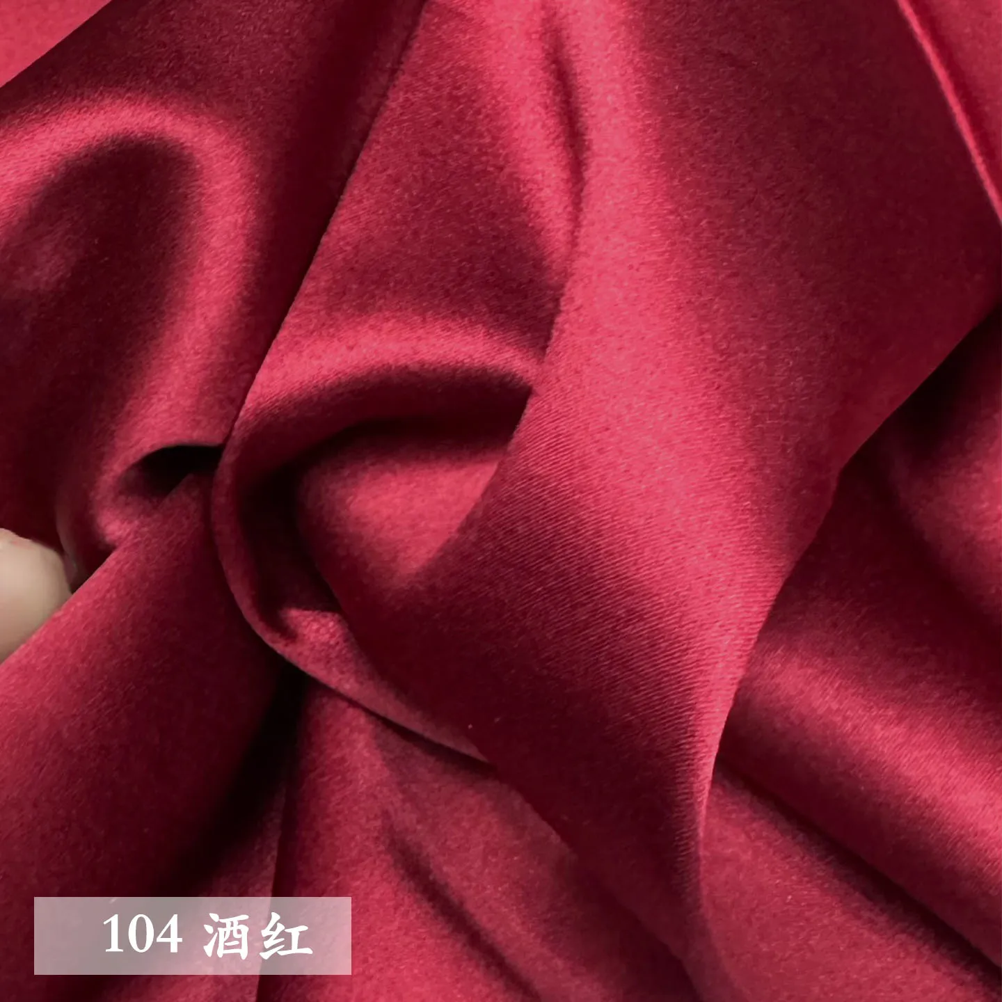 22 Momme Stretch Silk Satin Designer Fabric 140 cm Wide Crepe Back Satin for Cheongsam, Custom Tailoring Supply