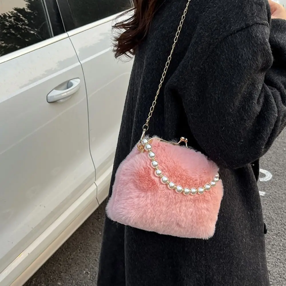

Portable Pearl Evening Bag Fluffy Kiss Lock Shell Crossbody Bag Elegant Cheongsam Accessories Clutch Purses Wedding