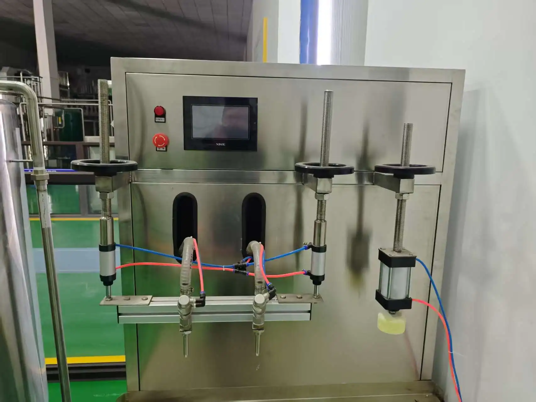 YJY-GS300 Filling & Capping Integrated Machine 300-500Bottles/h Oil Mill for Palm Kernel Peanut Rapeseed Sesame Soybean Rapeseed