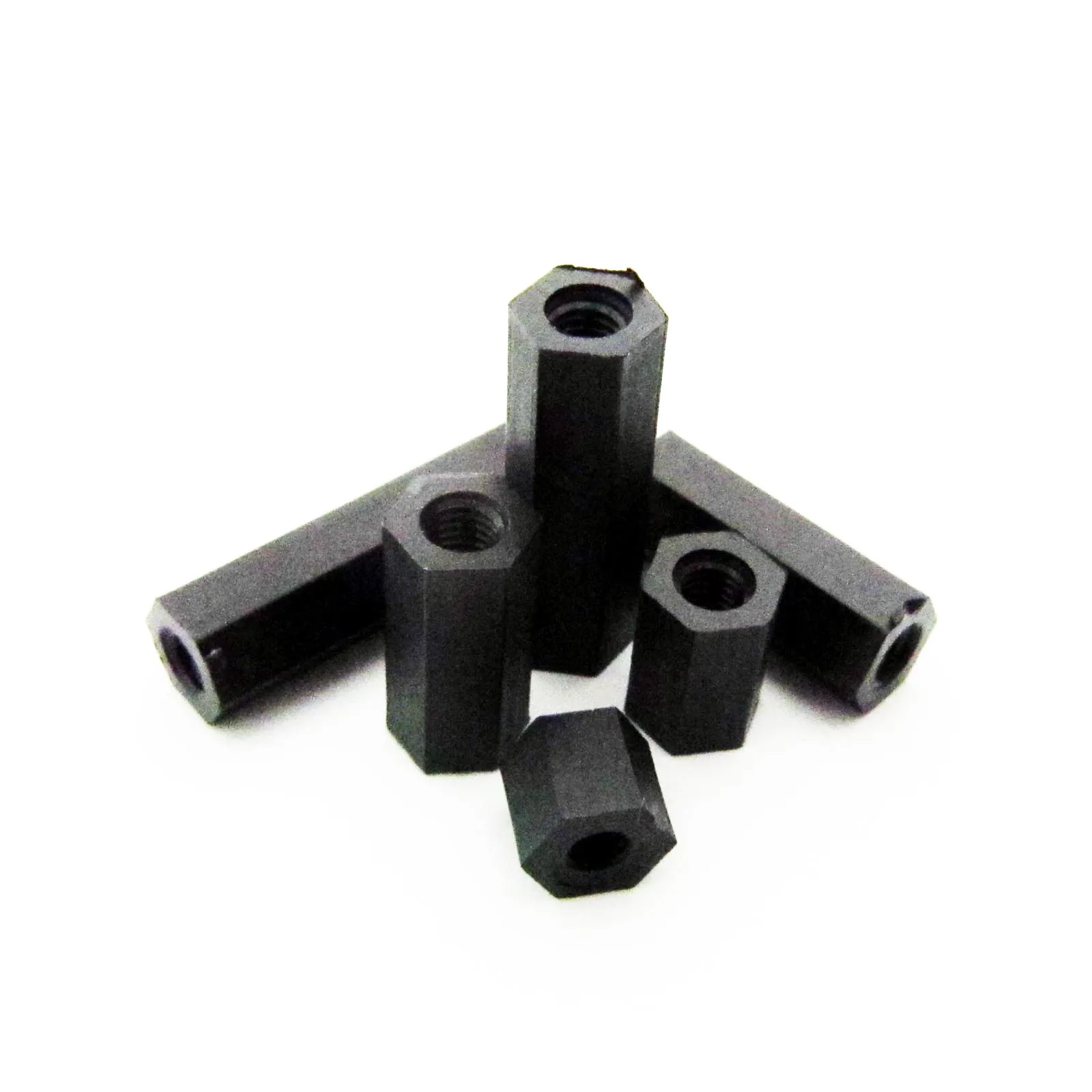 HZYUEGOU 50 Stück schwarze Kunststoff-Nylon-Abstandshalter M3 M3x5/10/20/30+6mm Sechskant-Säulenstütze, männlich/weiblich, Abstandshalter, Kreuzschlitzschraube, Bolzen – Detail 4