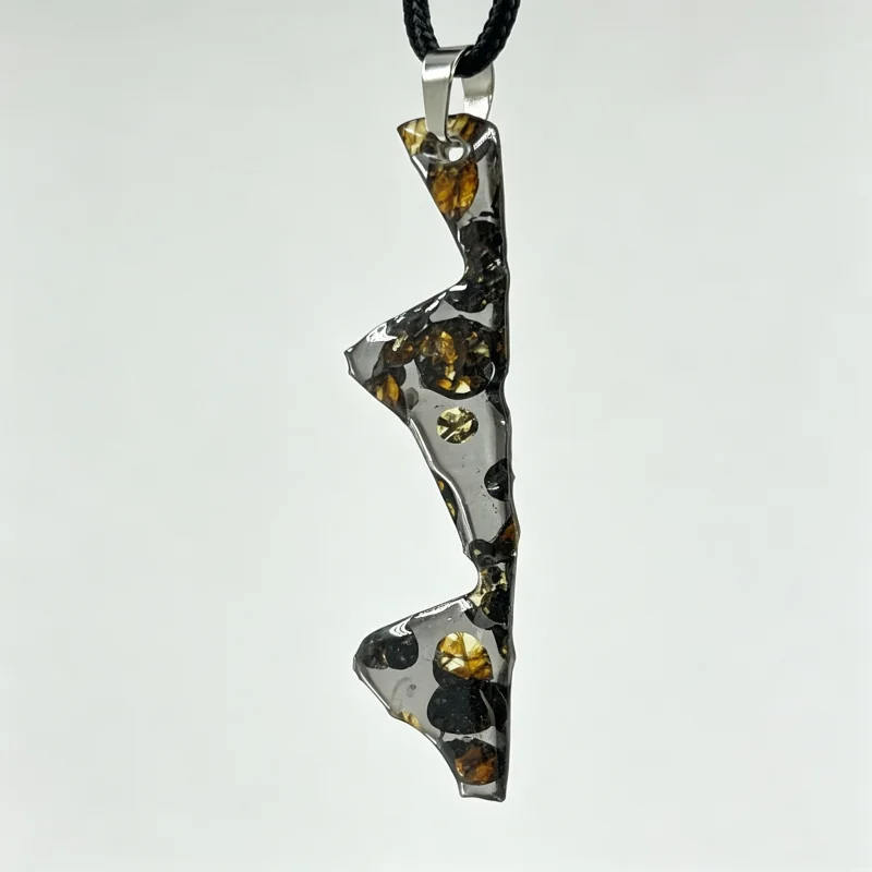 3.1g Seymchan Olive Meteorite manual Pendant Olive Meteorite Natural Olive Meteorite Necklace Pendant Specimen Collection- LB175