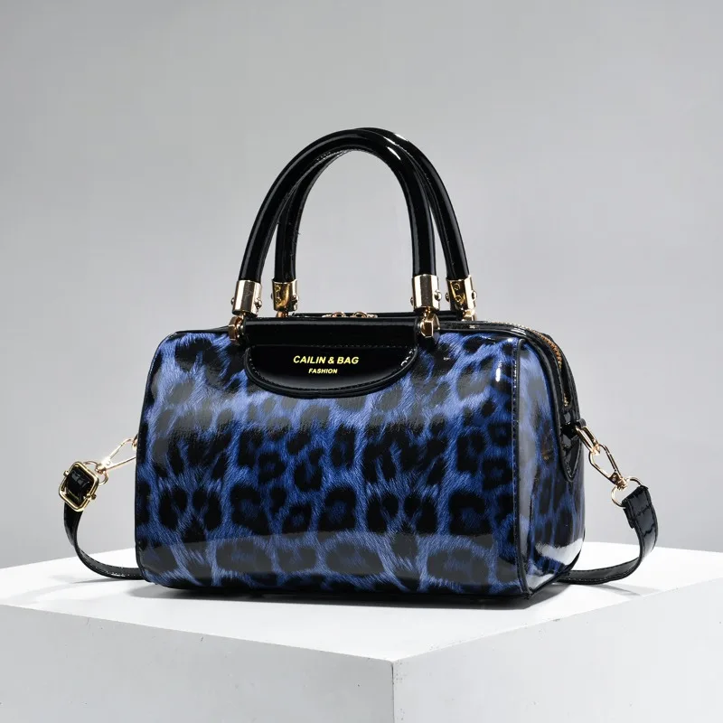 New Women's Crossbody Bag Fashion High Quality Women's Shopping Bag Premium Versatile Large Capacity Mom Handheld Storage Bag