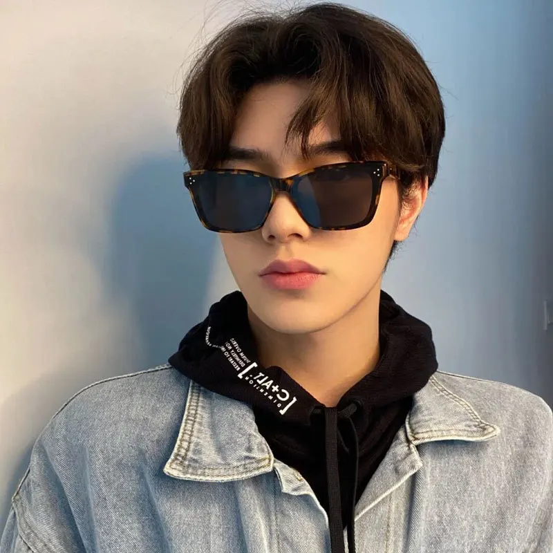 New Arrival Small Rectangle Sunglasses Women Vintage Brand Designer Cat Eye Style Square Luxury Sun Glasses Shades Female male