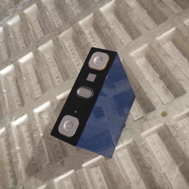 For SANY GROUP 230Ah Lithium Iron Phosphate Battery Size 54-174-214mm Internal Resistance 0.2 Milliohms