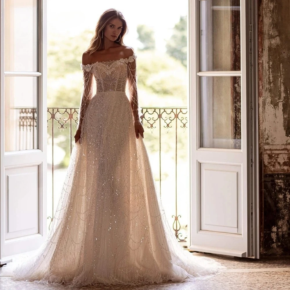 Customized Vintage A Line Wedding Dress Full Sleeve Floral Beaded Lace Princess Gown Luxury Strapless Court Train Elegant Bridal