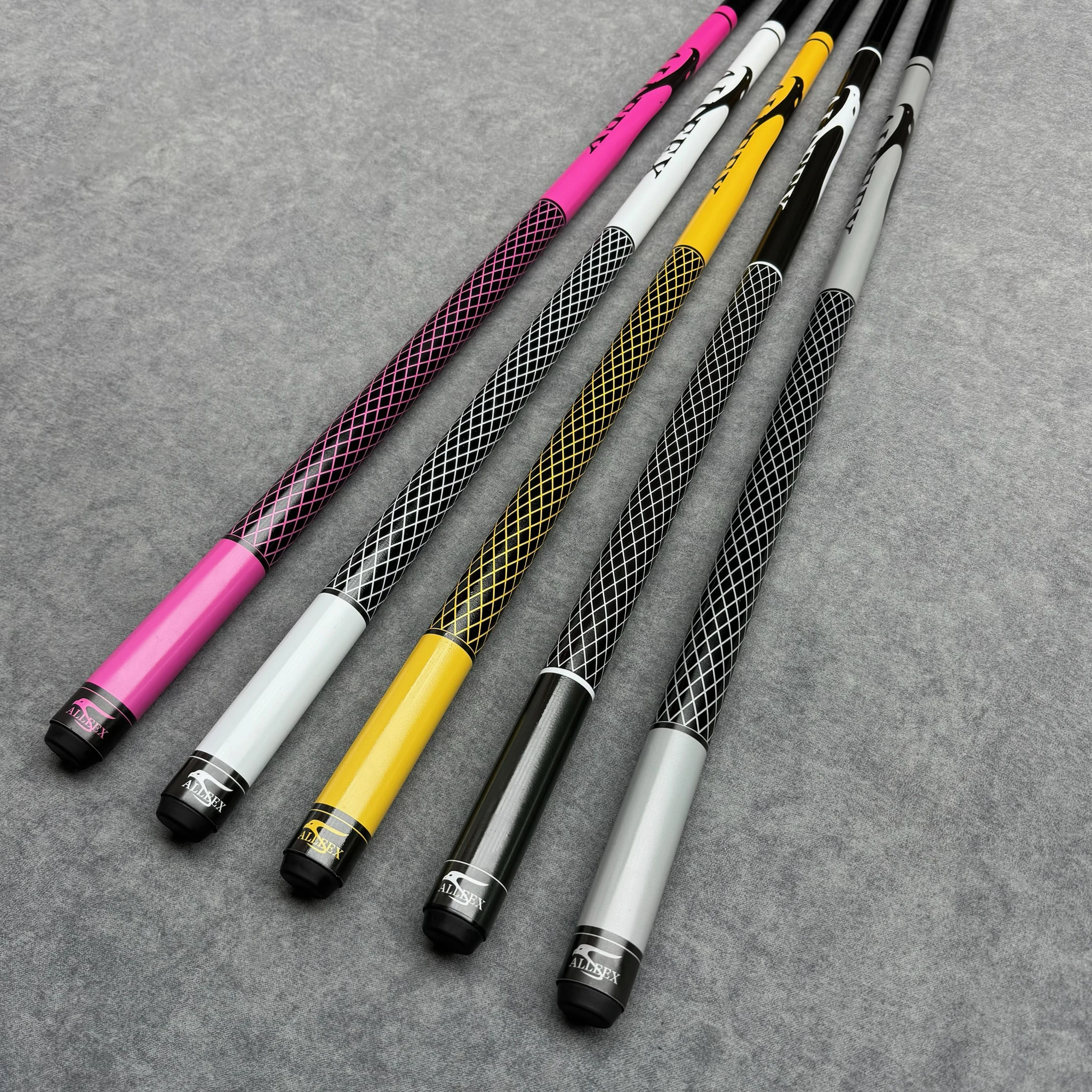 

High Quality 58\" Maple Snooker & Billiard Cues Pool Ball Rod with 1/2 Center Joint and 9.5mm/13mm Club Tip for Sale