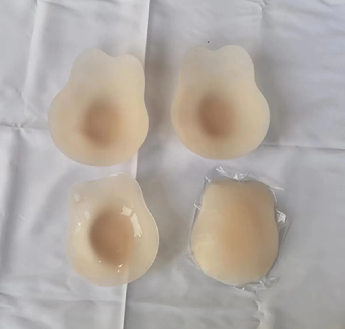 3 Pairs Ultra Thin Women\'s Nipple Covers Reusable Self-adhesive Silicone