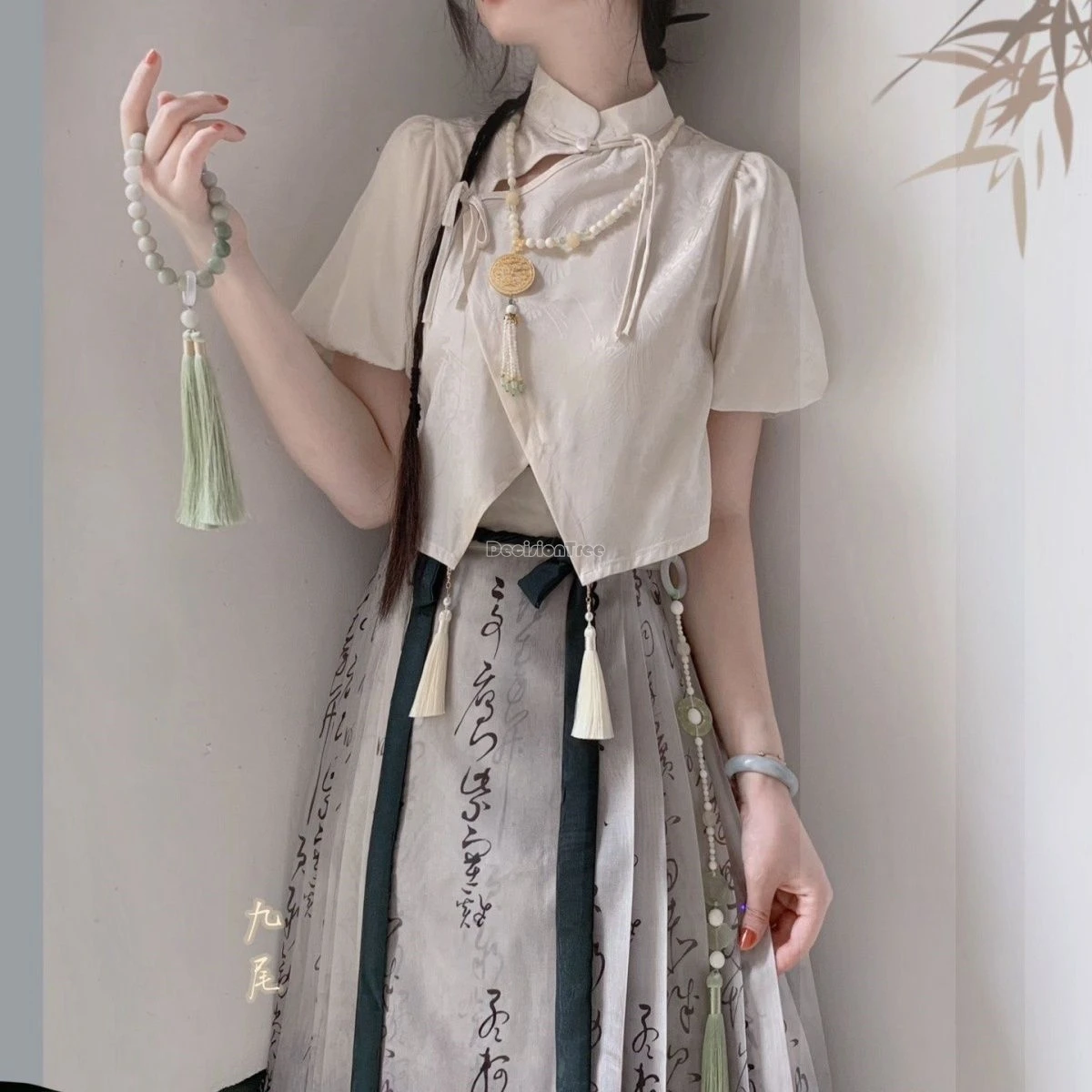 

2025 год, жаккардовый Cheongsam с короткими рукавами и бахромой в китайском стиле, полуюбка с градиентным принтом, летний комплект Hanfu