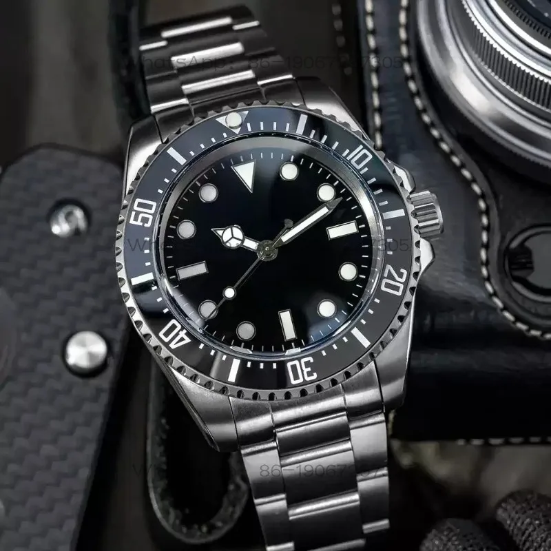 Diving watch titanium with helium discharge valve deep waterproof watch automatic mechanical movement view 2