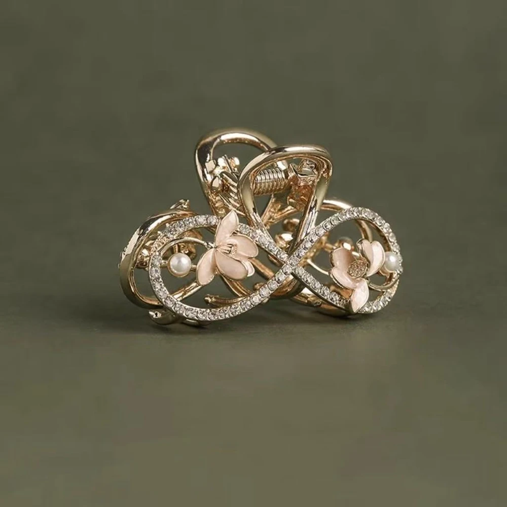 

Elegant Shiny Rhinestone Pearl Flower Hair Clips for Women Back of Head Hair Claws Stylish Hair Accessories