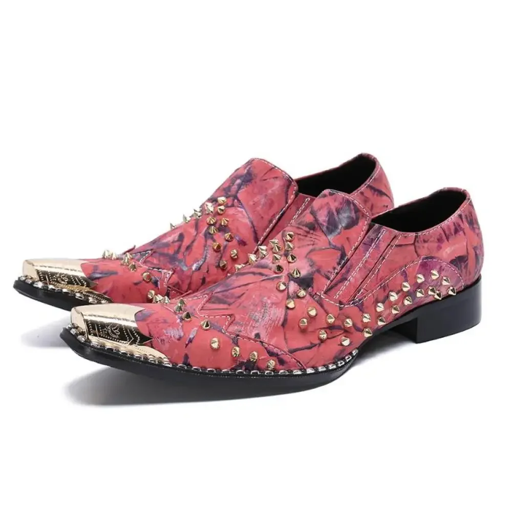 Men British Style Business Casual Pointed Leather Shoes Retro Brock Carved Stitching Rivets Personality