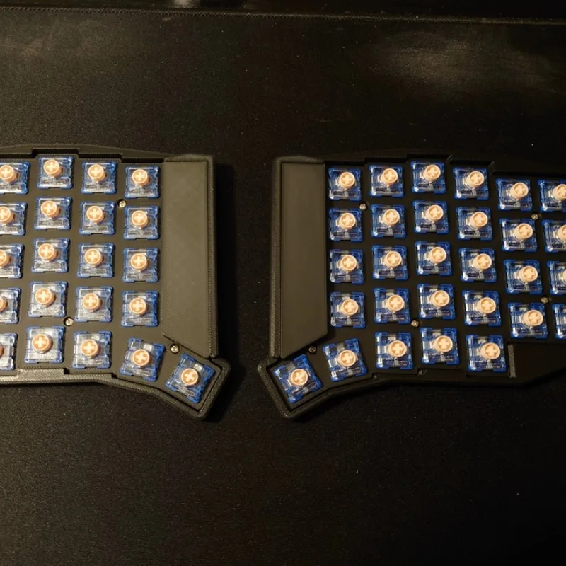 Sofle Wireless Split Mechanical Keyboard Hot Swap Ergonomic Split Keyboard Compatible with Kailh Choc V1 V2 Low Profile Switch