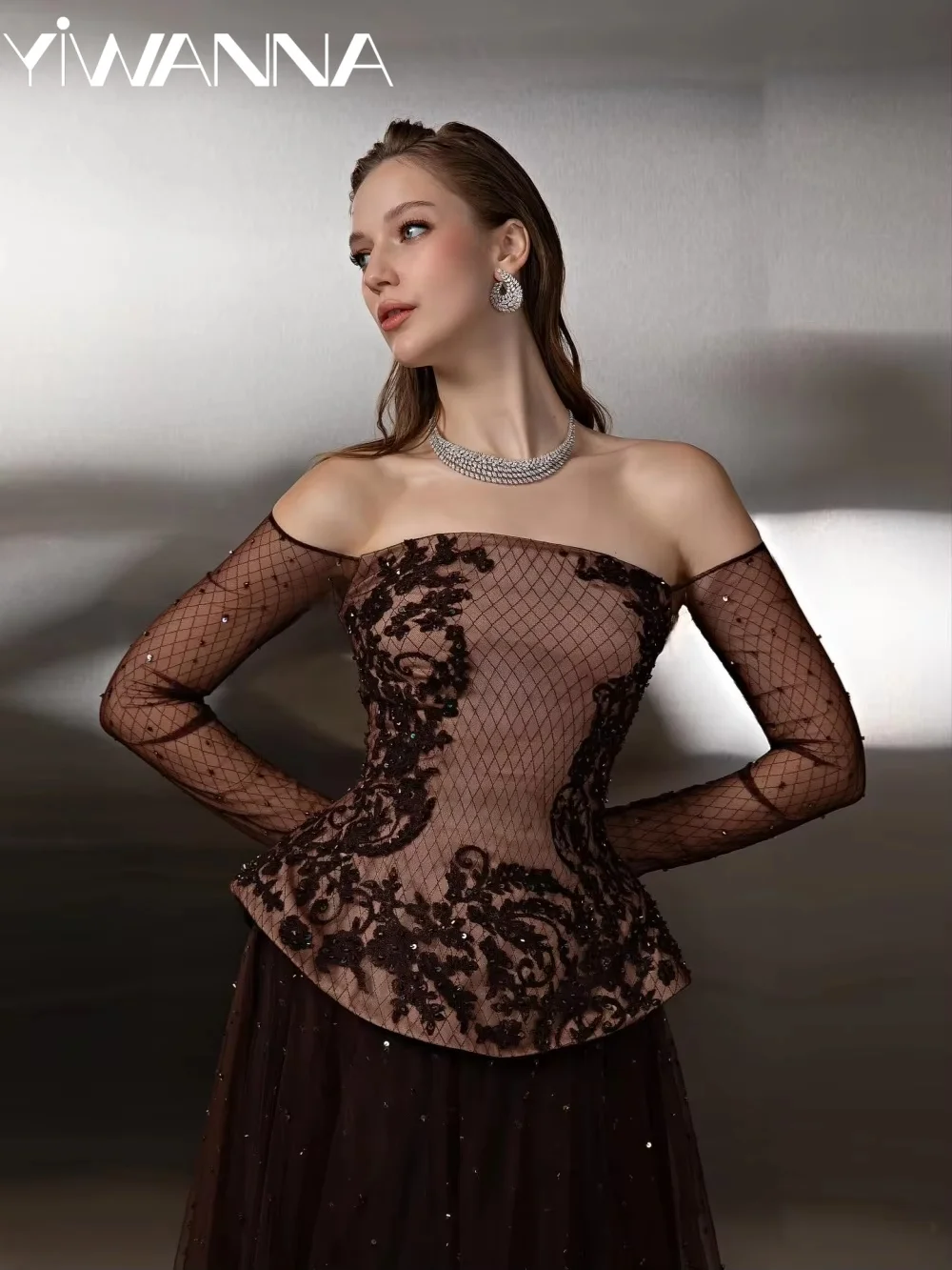 

Brown Appliques Corset Evening Dress Off Shoulder A-line Tulle Mother of The Bride Dresses For Wedding Customized Formal Gowns