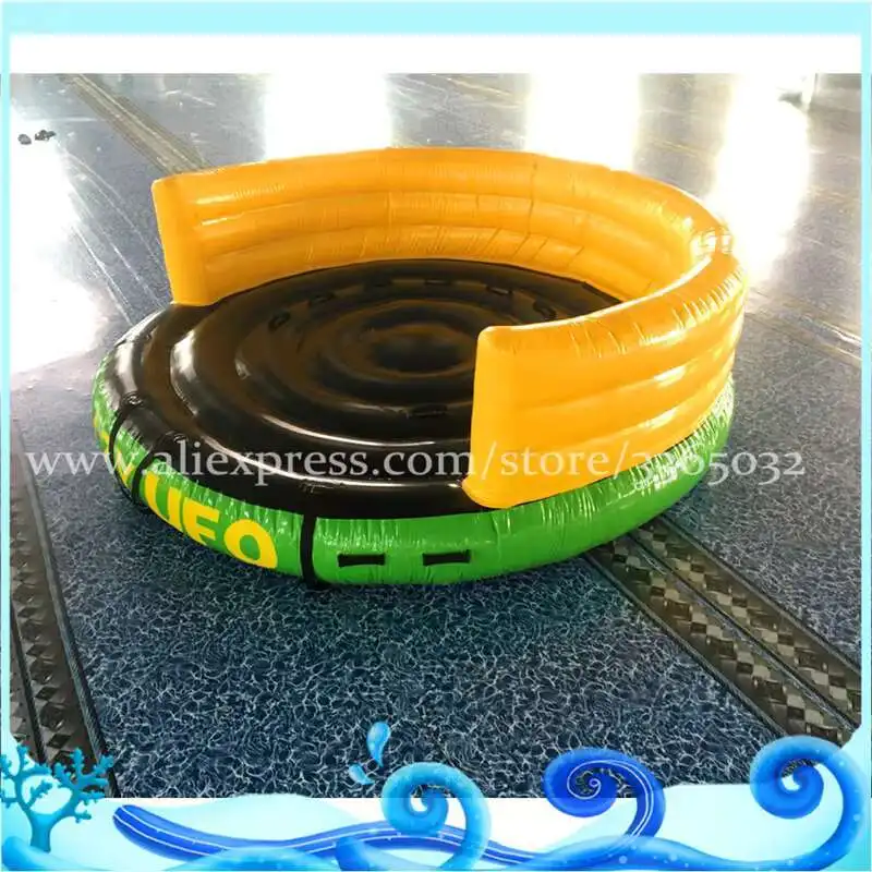 Tubi d'acqua trainabili in mare/Ufo pazzo gonfiabile/Giochi d'acqua sportivi gonfiabili