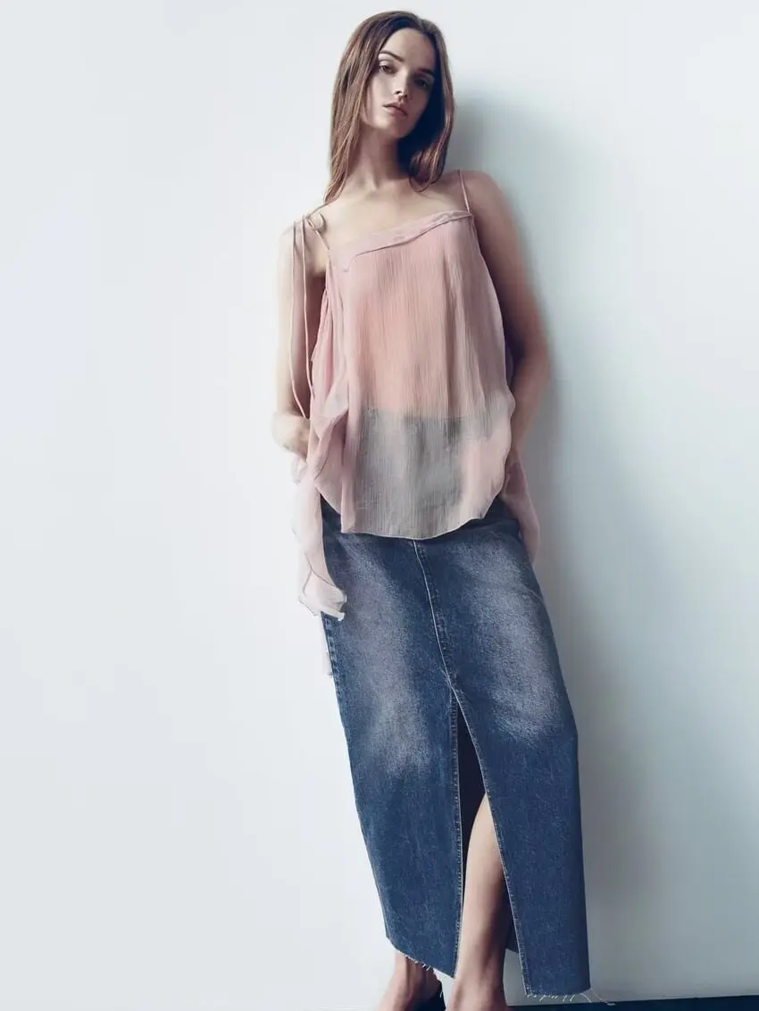 

Summer 2024 Versatile High Waist Denim Skirt with Slit Design for Women High Quali Faionable And Sli A-Line Skirt