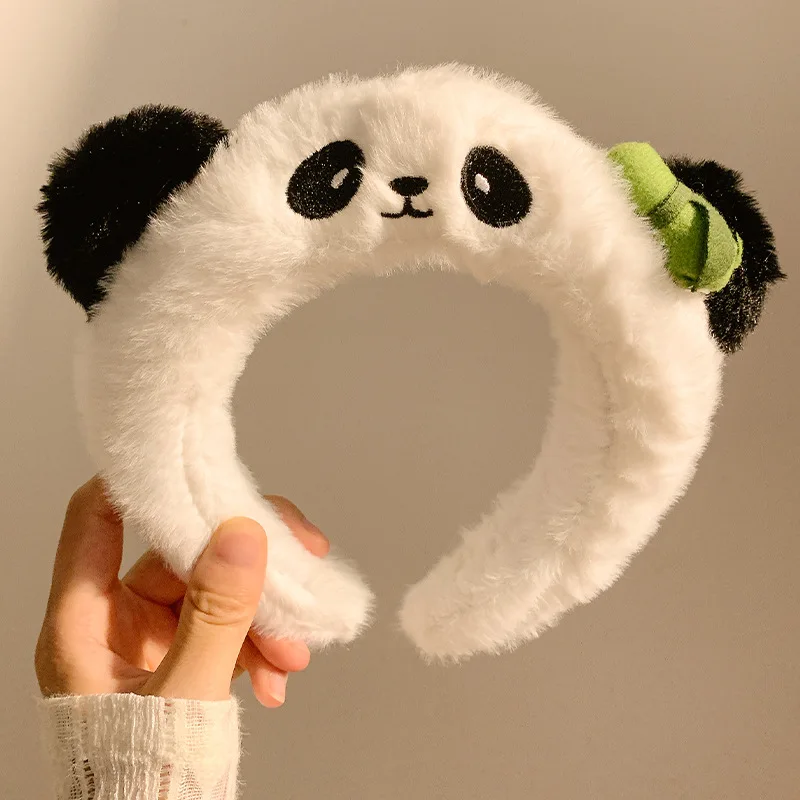 

Cute Cartoon Panda Plush Headband for Women's Face Washing Amusement Park, Funny and Creative Headband for Zoo Hair Accessories