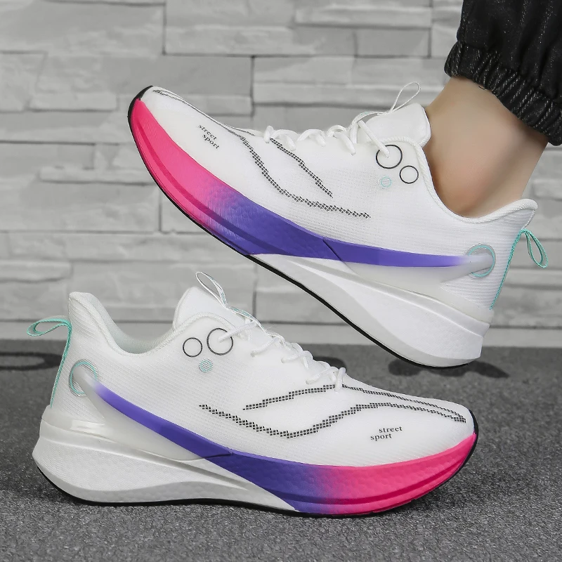 

Spring and Summer New Ultra-light Running Shoes, Couple-style Lightweight, Breathable, Shock-absorbing Soft-soled Sports Shoes