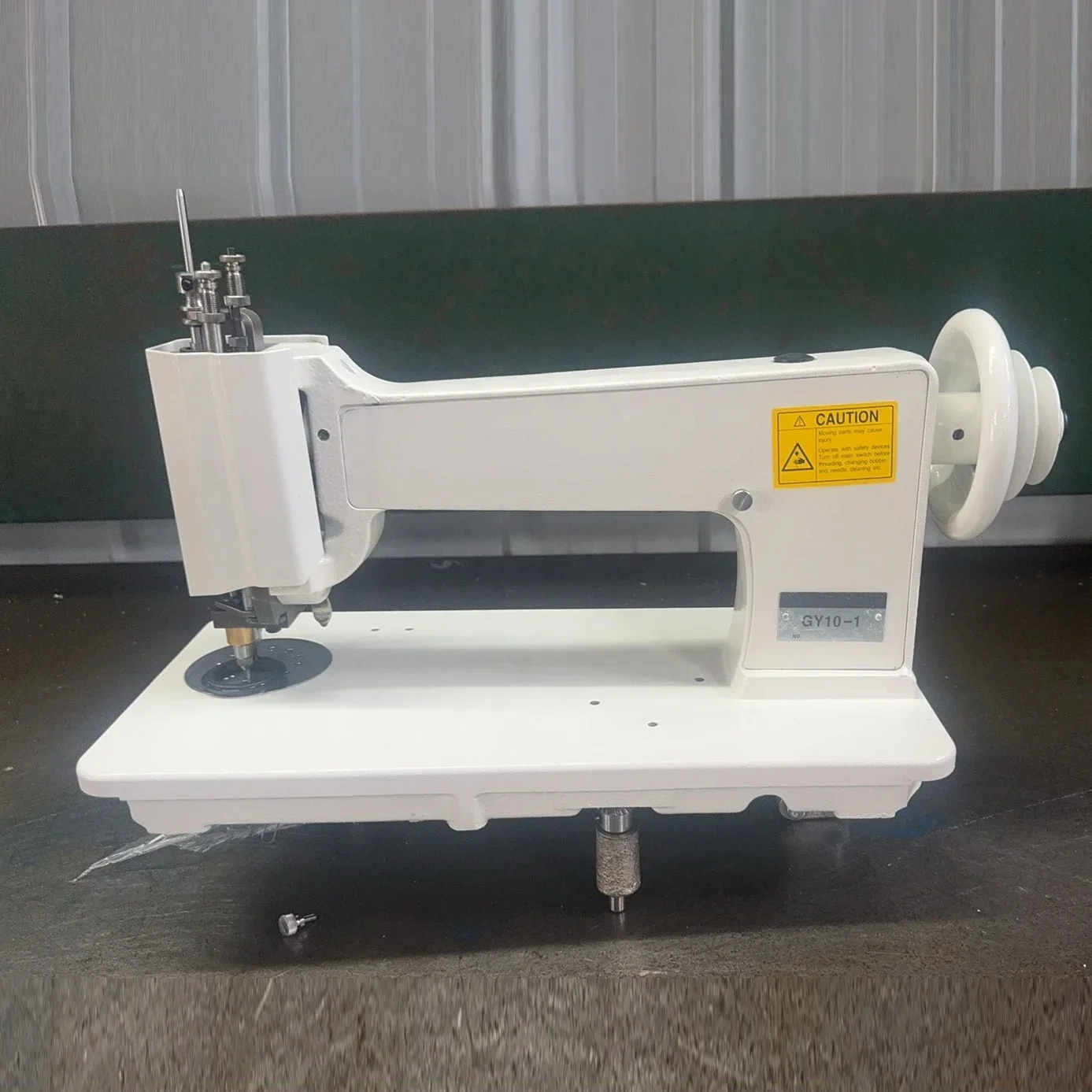 

GY10-1Factory Wholesale Handle Operated Chain Stitch Embroidery Sewing 2025 hot saleMachine Price