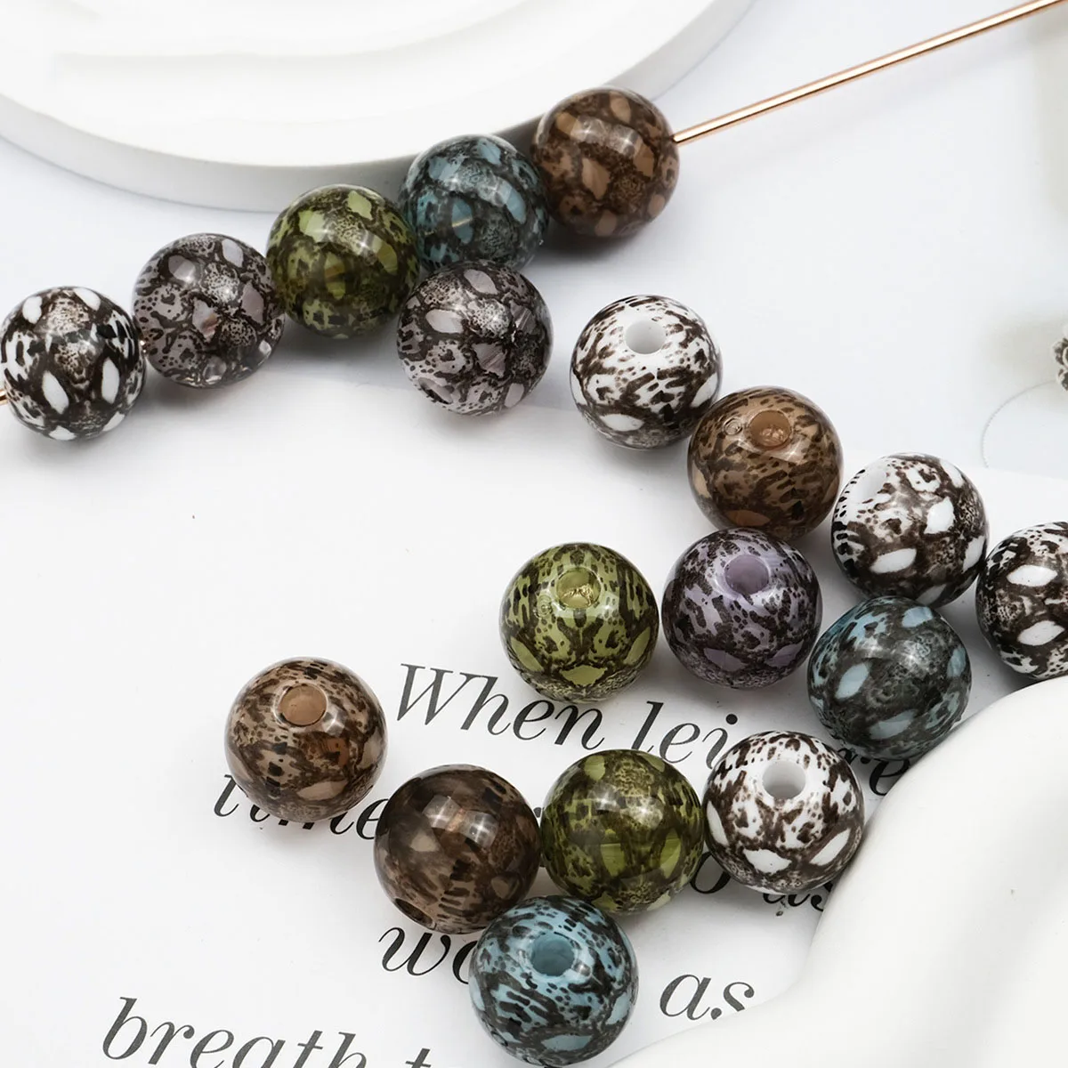 

Newest 80pcs 14*15mm Round Shape Acrylic Leopard Painting Jewelry Beads Fit Bracelet Necklace Earring Ornament Accessories