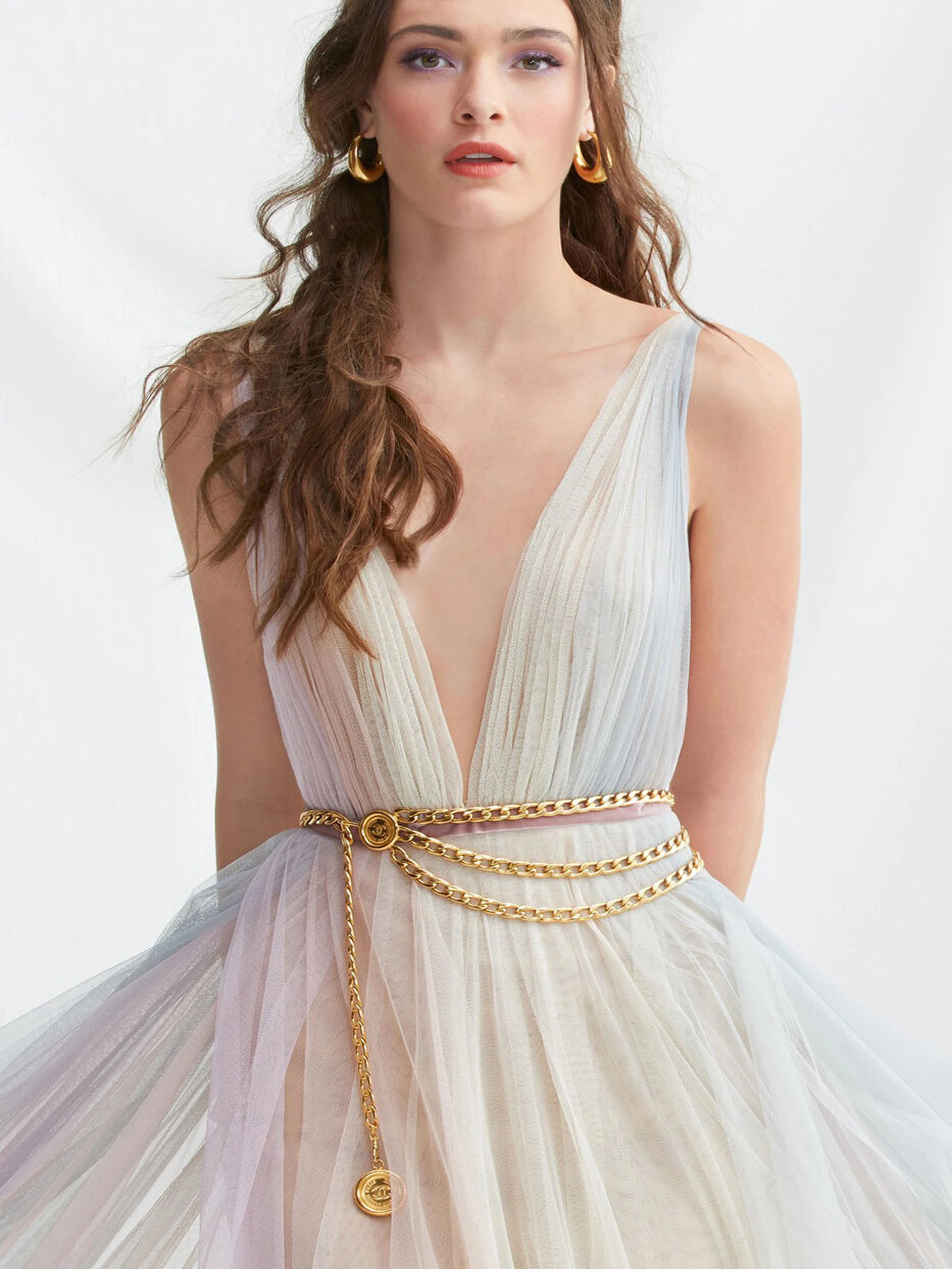 Abito da sposa con scollo a V profondo con cinturino per spaghetti Backless Profondo scollo a V Abito da sposa in tulle A-Line Boho vestido de novia 2025 Personalizzato Abito da sposa a scollo in V Cinturina Spaghetti