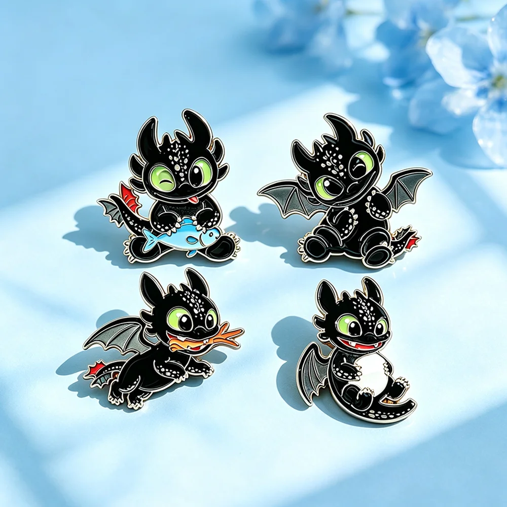 4個入りのかわいい黒いドラゴンのエナメルピンセット。漫画風の - Brooch Pin Gold のレビューと価格
