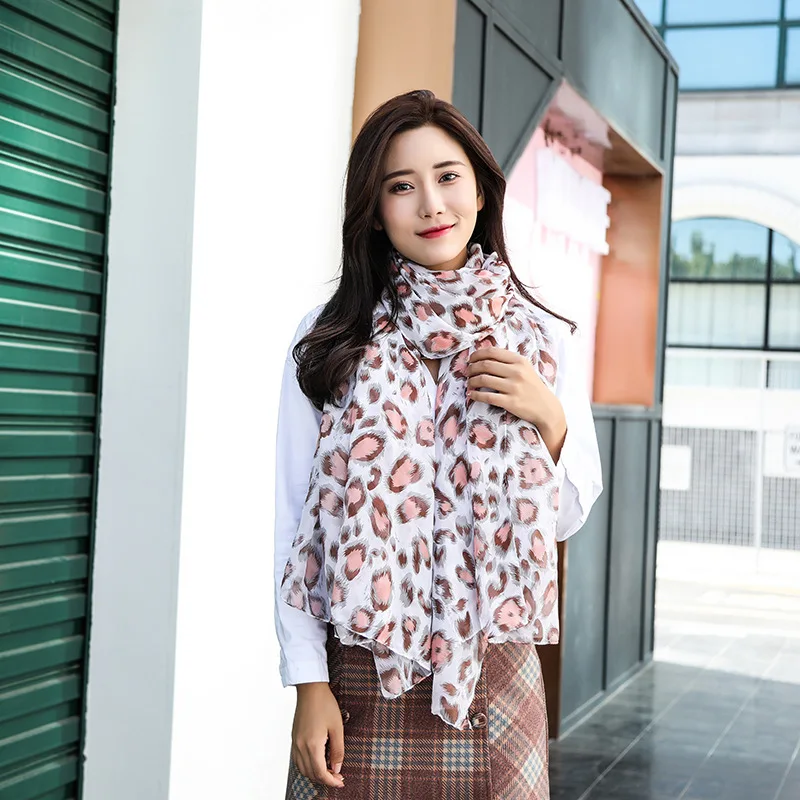 Bufanda de seda grande con estampado de leopardo para mujer, bufanda fina, bufanda de seda estampada para primavera y verano