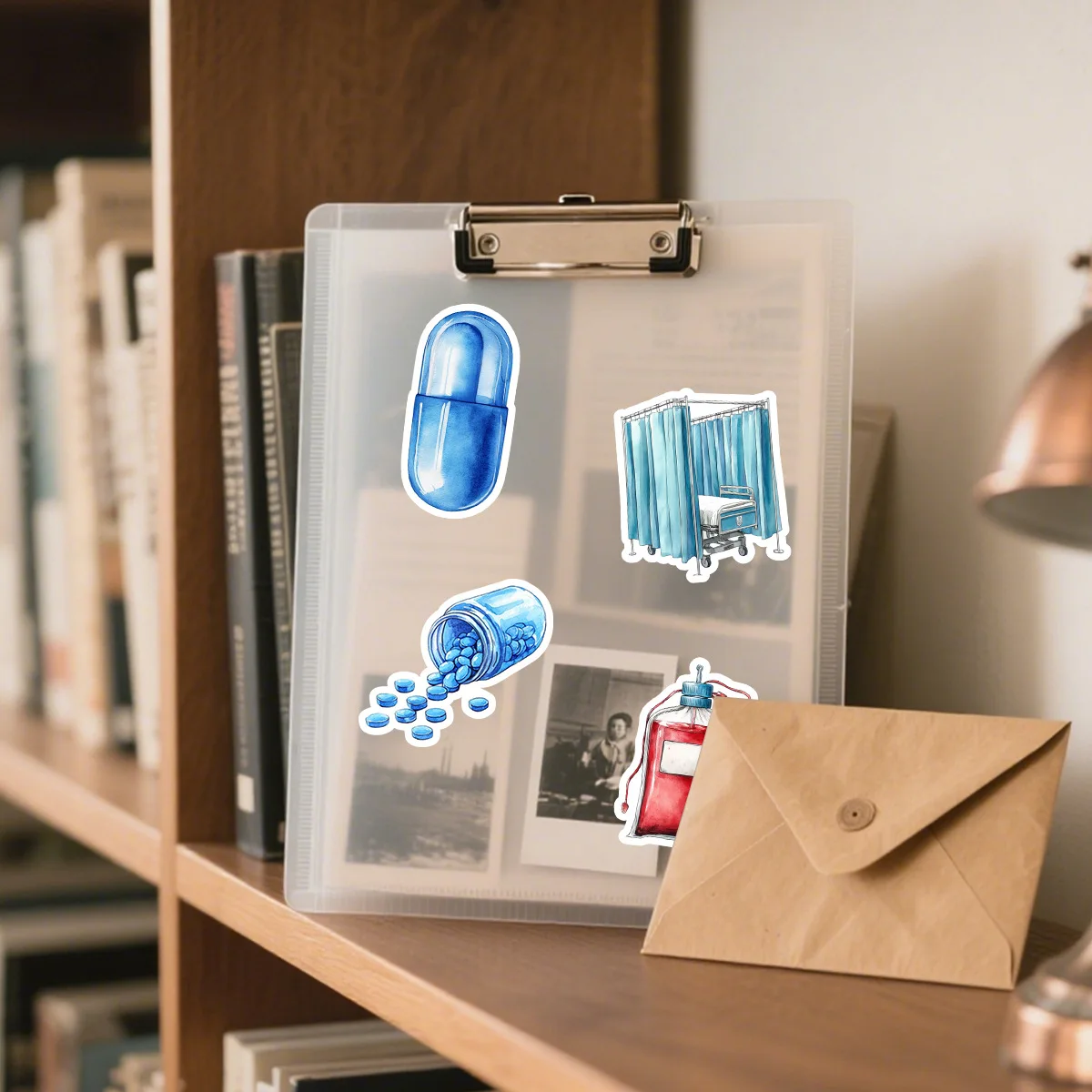 50 pezzi adesivi per dispositivi medici cartoni animati per notebook laptop valigia cancelleria telefono PVC decalcomania impermeabile adesivi regalo giocattoli fai da te