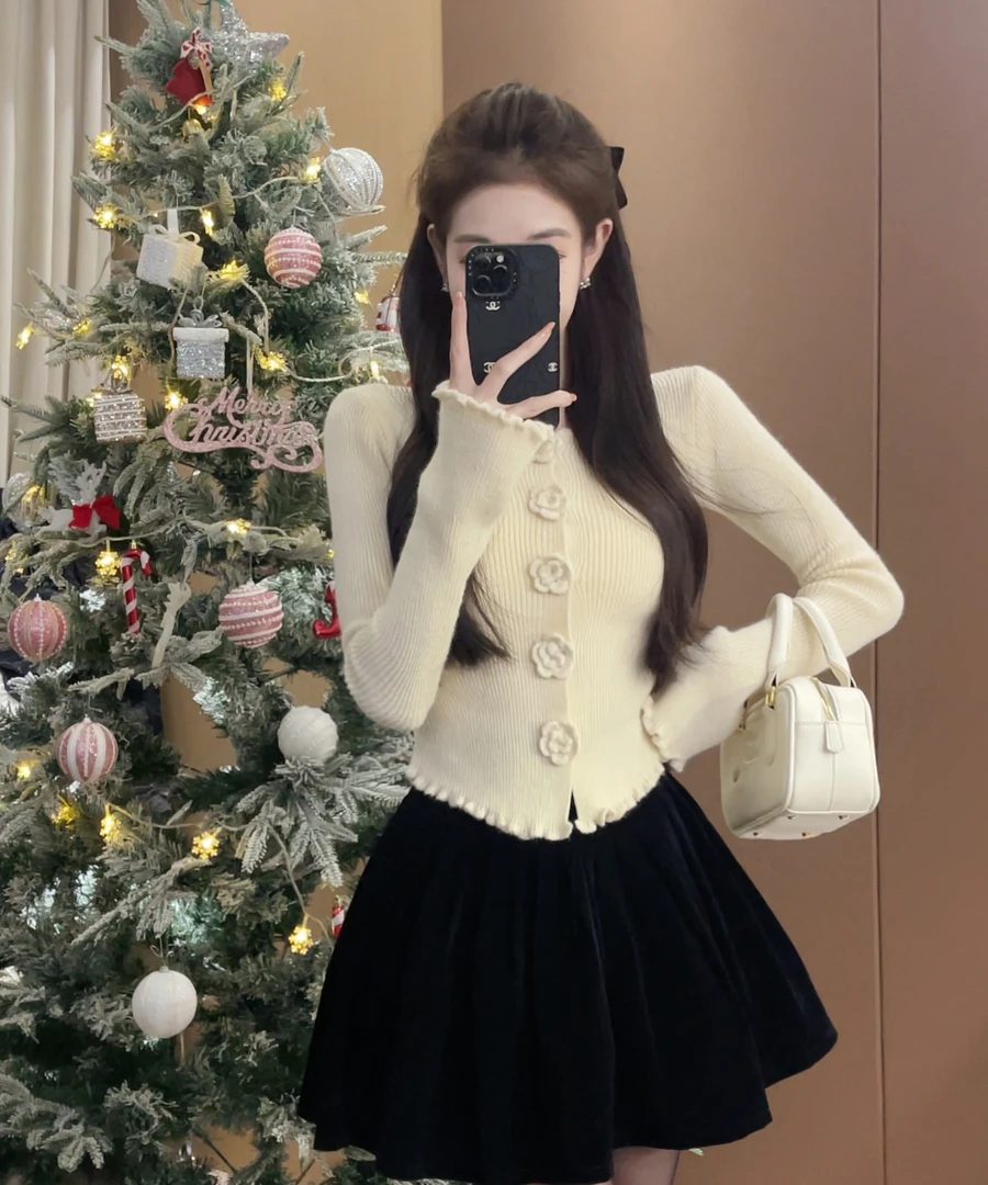 

Женские пуловеры: Снег, Гей, Лесбиянка, Квир, Сапфическая, Уранская, Гомофильская, Содружественная, Лаванда, Розовый, Инвертированный, Разнообразный, Дифференцированный